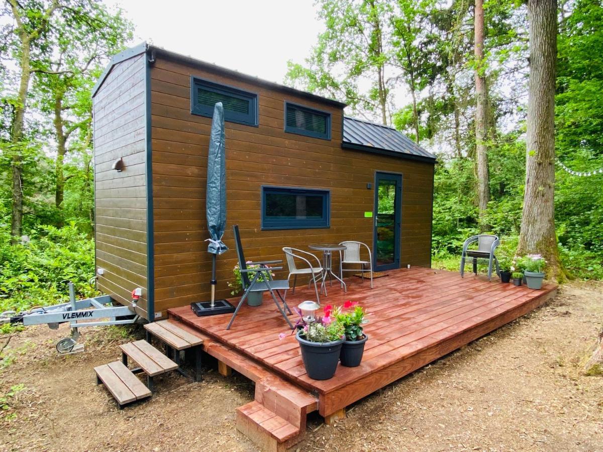 La Tiny House De Nanou Guest House Rochefort Exterior photo